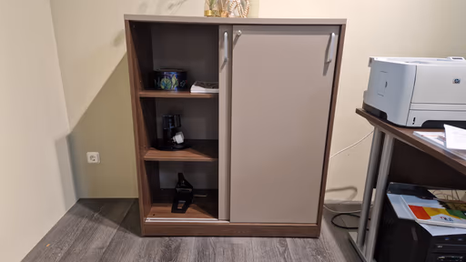 Schiebetürenschrank